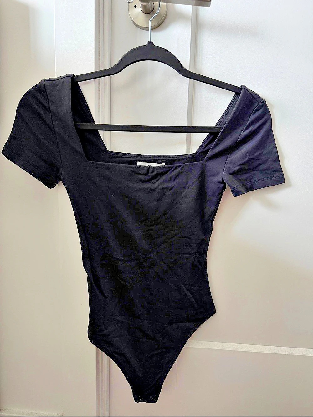 Aritzia Contour Squareneck Bodysuit XS Like New